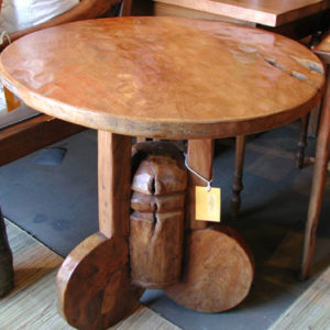 Solid-Piece Round Table.X.